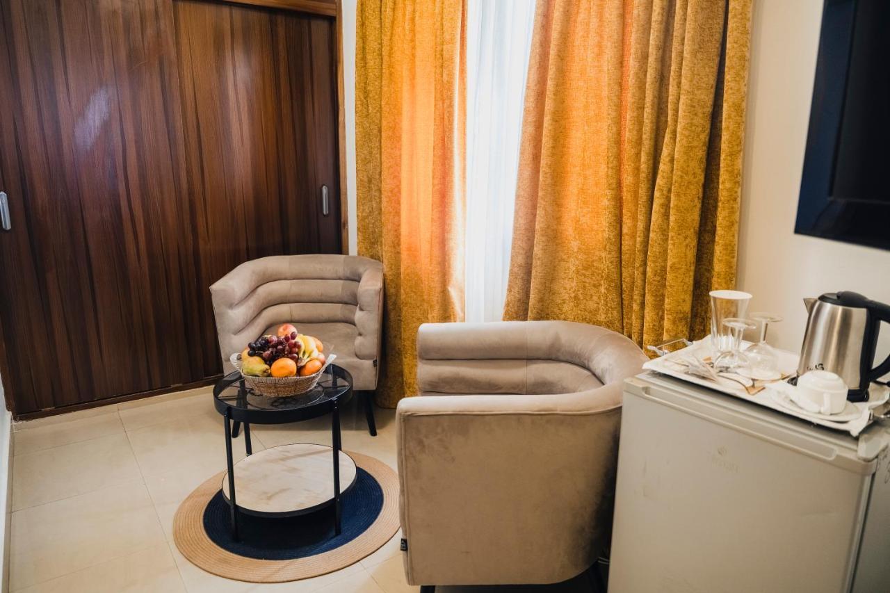 Hotel Nina Дакар Экстерьер фото